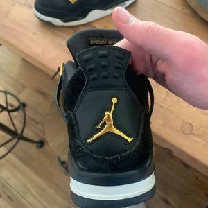 Jordan 4 Royal